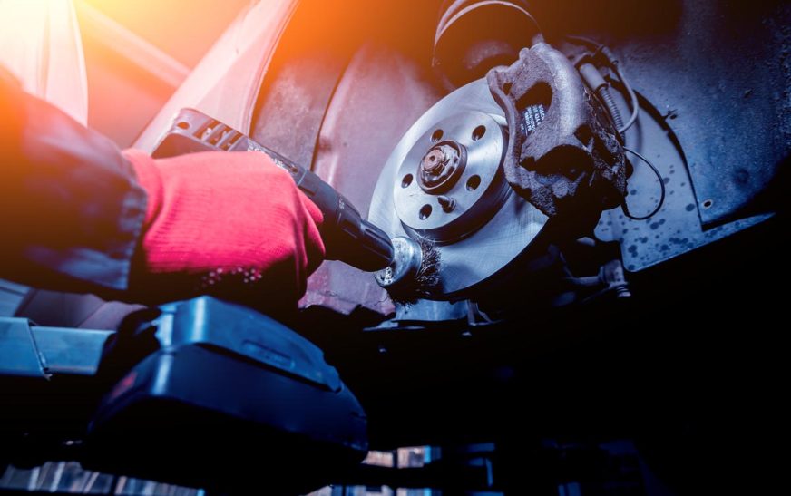 Întreținerea sistemului de frânare în condiții de umezeală