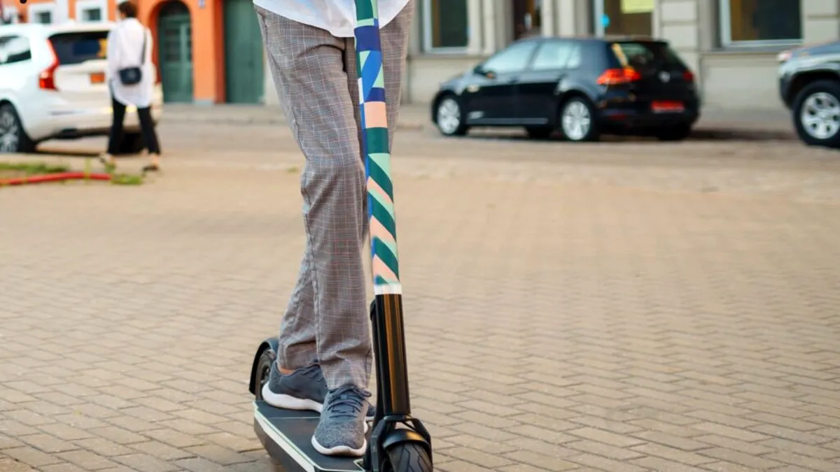 Reguli noi pentru trotinete și biciclete electrice: surpriza pe care mulți n-o așteptau!