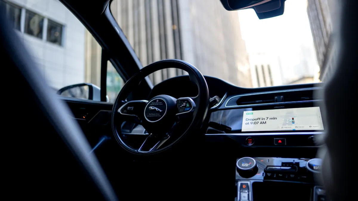 🚗Taxiurile fără șofer ajung în Europa mai devreme decât credeai – 2026 schimbă totul!