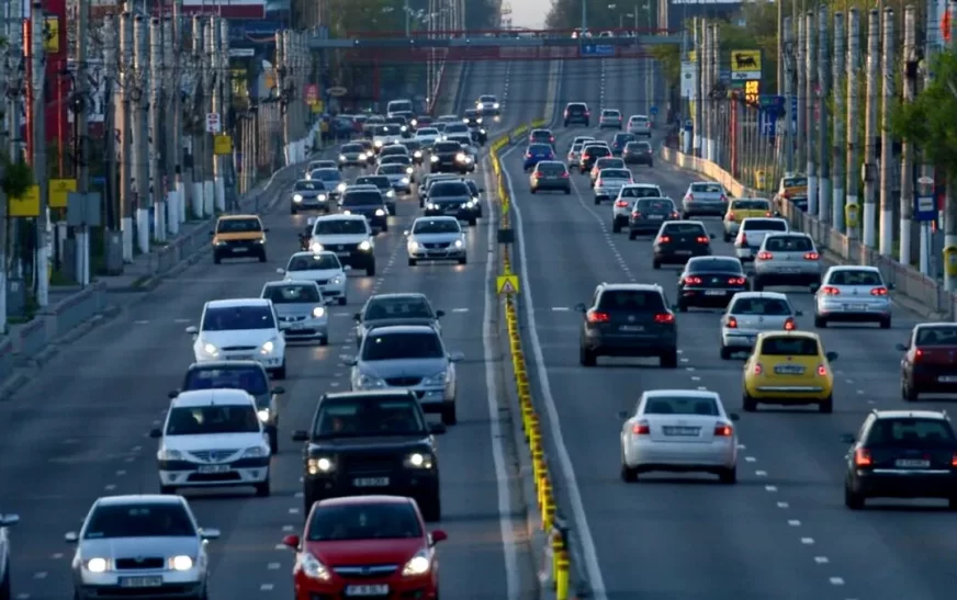 🚗Adio, rovinietă ieftină! Taxa de drum se dublează din 2026: Cât vor scoate șoferii din buzunar?